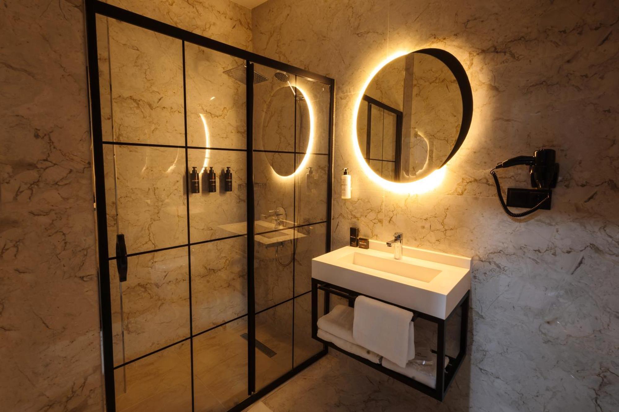 Meyzi Otel 3*